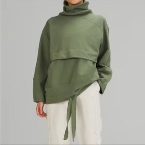 Lululemon LA Packable Pullover to Pillow